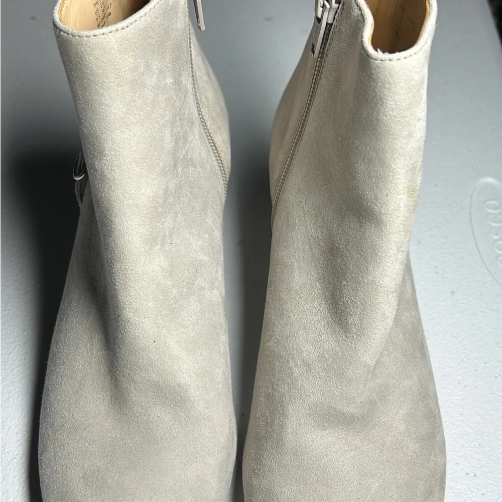 Katy Perry Collections Cream Ankle Booties with Block Heel - Picture 5 of 8